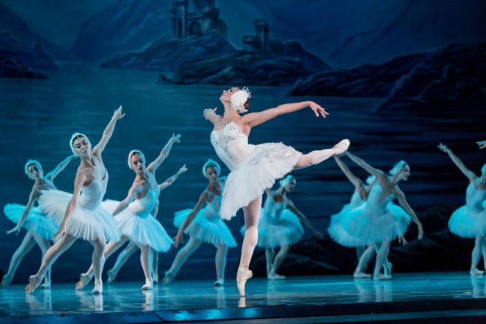 Do ballerinas really dance on their toes? - VIVA Ballet Academy